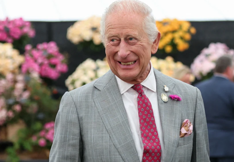 Karol III zostanie gwiazdą szklanego ekranu. Poszedł w ślady synów