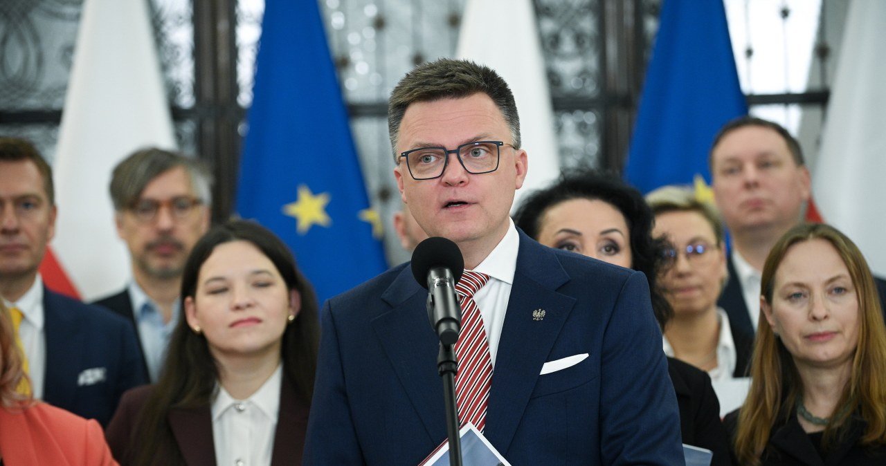 Podpisy Szymona Hołowni pod lupą. Jest decyzja prokuratury