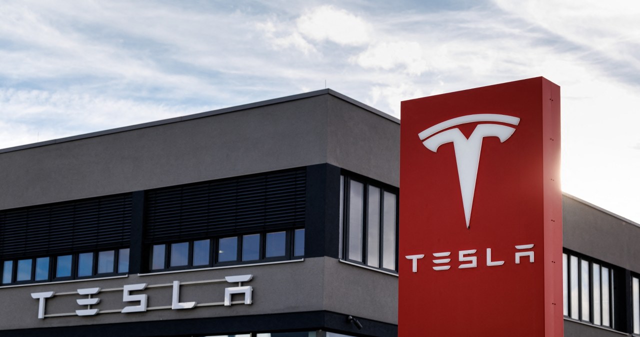 Gorący czas w Tesli. Załoga ma szykować się na "najtrudniejszy rok życia"