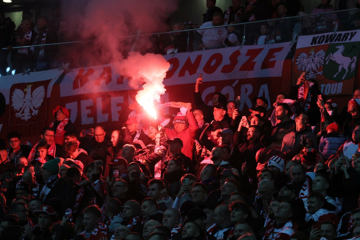 Race, nielegalne substancje. 22 zatrzymanych przed meczem Polska-Holandia