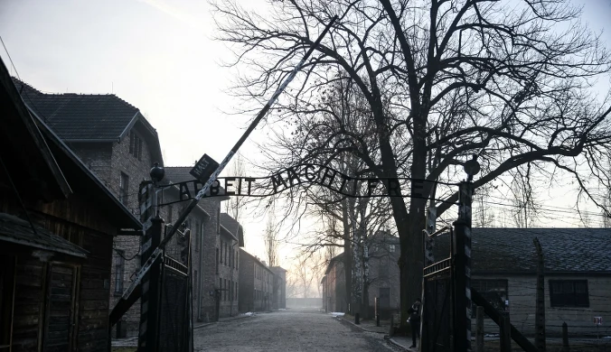 Dokumenty i listy z czasów Holokaustu na sprzedaż. "Cyniczne i bezwstydne"