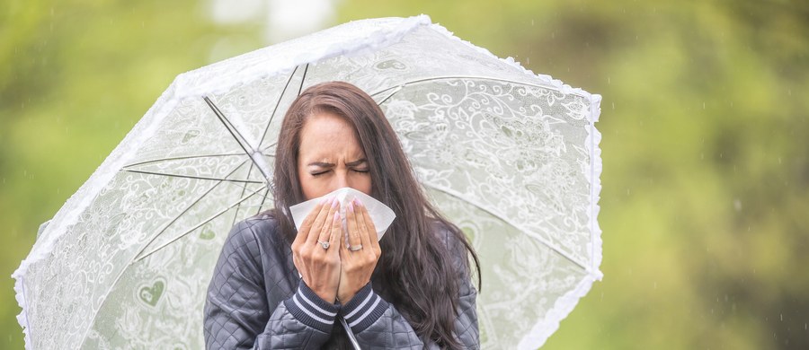 Znów rośnie liczba jesiennych infekcji! Na to zjawisko uwagę zwracają uczestnicy trwającego przez cały weekend w Warszawie X Forum Młodych Lekarzy Rodzinnych. Swoimi obserwacjami dzieli się tam kilkuset młodych medyków z całej Polski. 