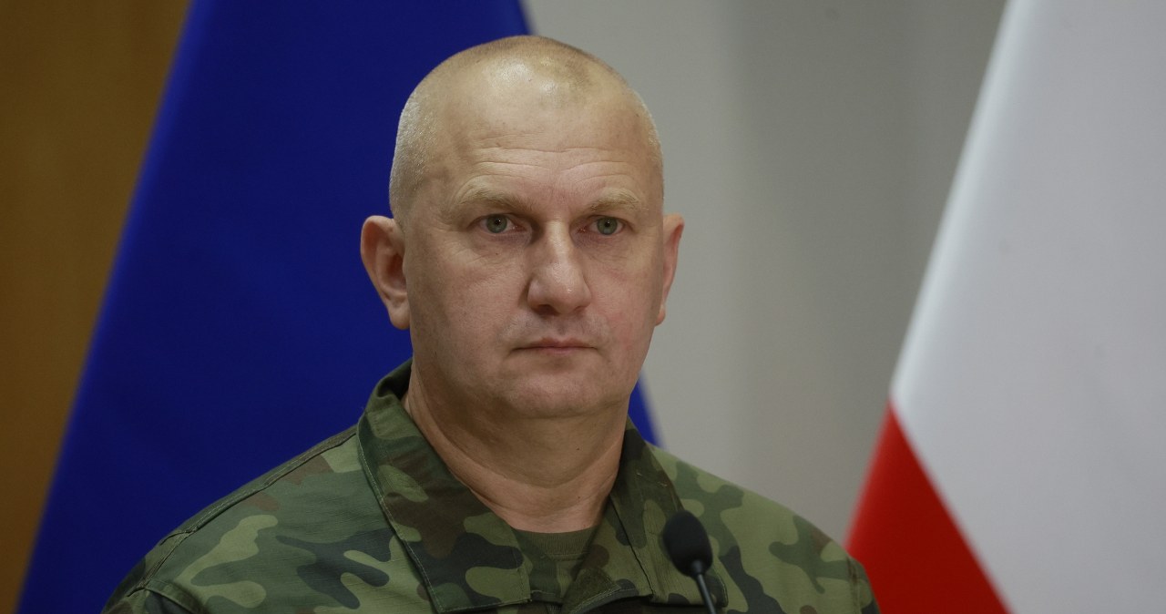Generał zdradza kulisy incydentu z dronami. "Obiektów było kilkaset"