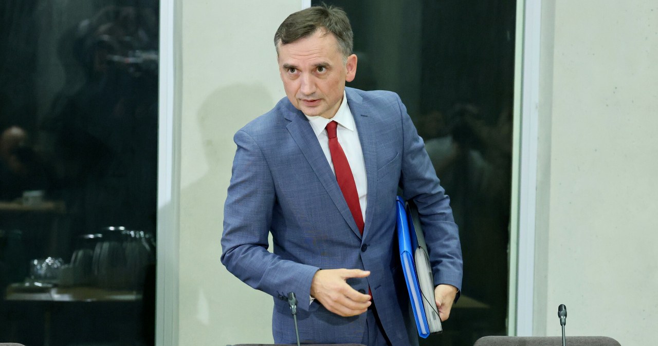 Ziobrę czeka sprawiedliwy proces? Polacy odpowiedzieli w sondażu