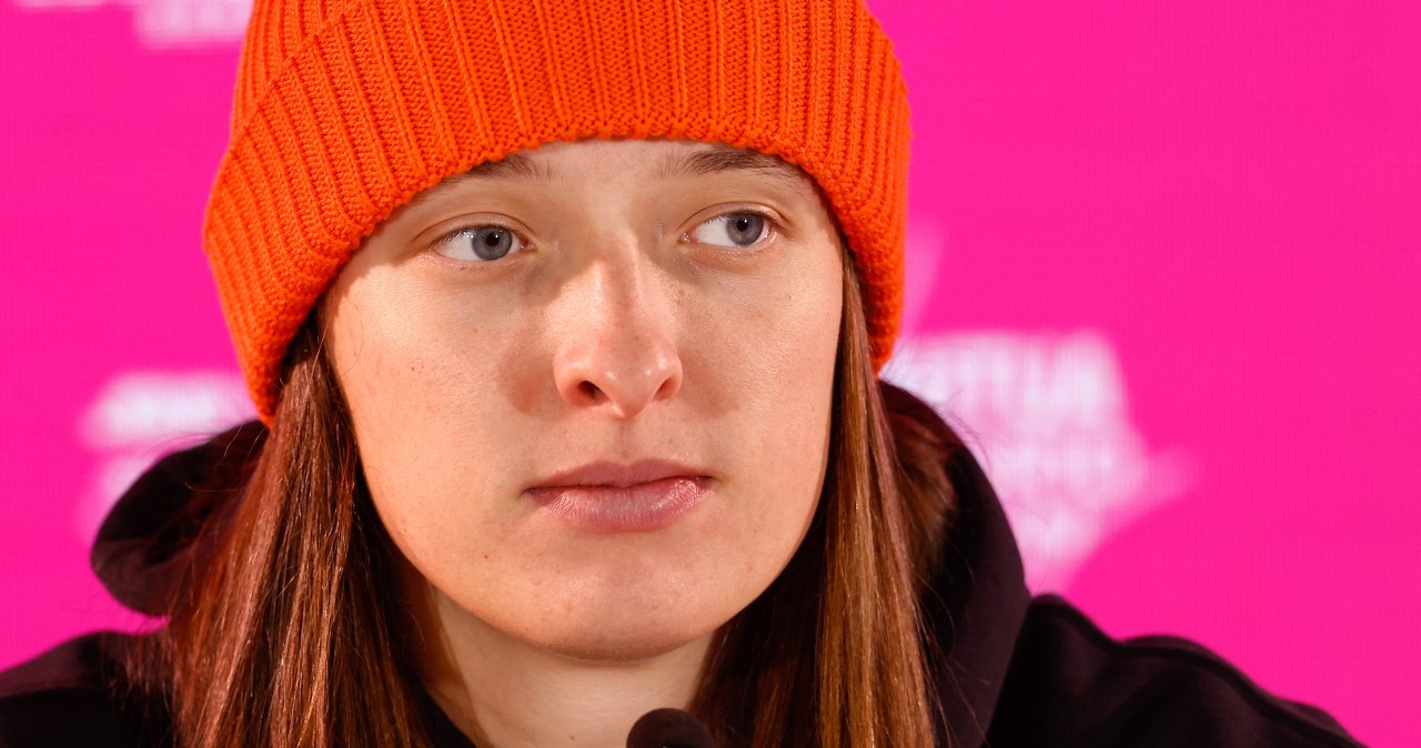 Świątek świętuje awans, a tu komunikat WTA. Polska doganiana, Sabalenka blisko