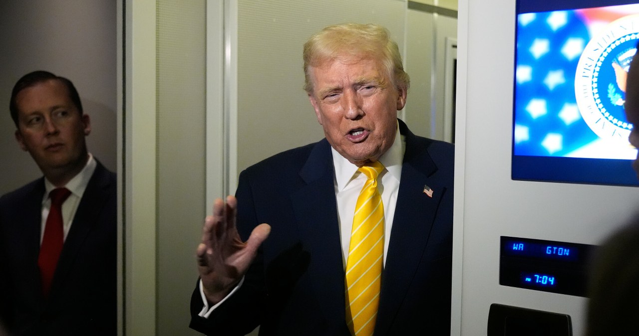 Liczyli na obniżenie ceł. Podarowali Trumpowi złoty zegarek i sztabkę złota