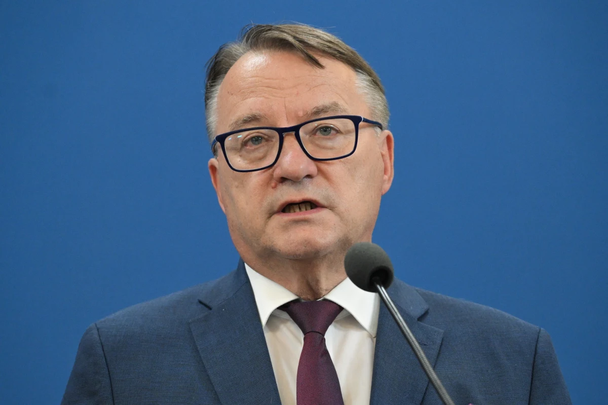 "Wiedzieli, gdzie mają uderzyć i wiedzieli, jak mają uderzyć, ponieważ to jest wszystko kierowane. (…) Nie ukrywam, że jestem przekonany, że to za tym stoją Rosjanie i to jest dla mnie sprawa jednoznaczna" – mówił o akcie dywersji na kolei Marek Biernacki, członek sejmowej Komisji do Spraw Służb Specjalnych, poseł PSL i były minister spraw wewnętrznych i administracji w Rozmowie o 7:00 w Radiu RMF24. 