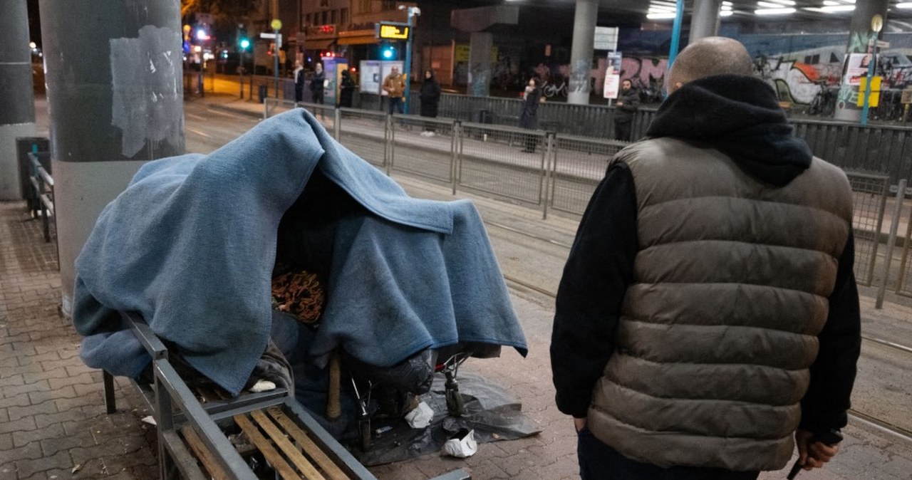 Alarmujące dane z Niemiec. Ludzie bez dachu nad głową