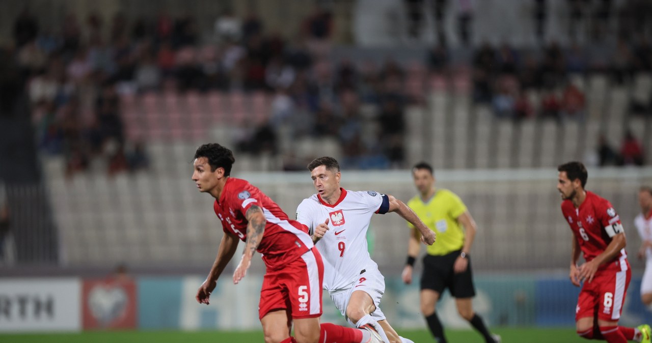 Polscy kibice zaskoczyli. Tym rzucili w stronę boiska. Niesamowity efekt