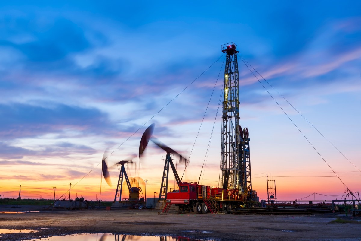 "Sankcje głodzą machinę wojenną Putina". Historyczny spadek cen rosyjskiej ropy