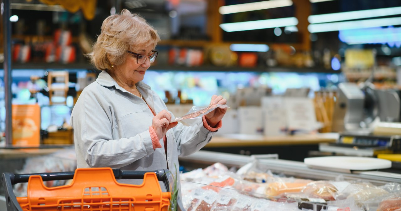Białe pręgi na kurczaku? Sprawdź, jak rozpoznać zepsute mięso