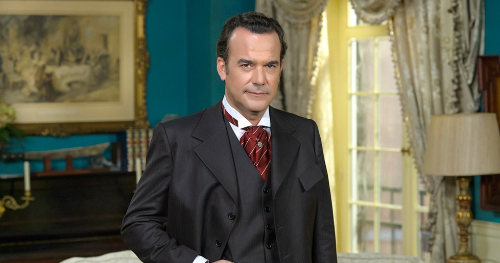 Czy pułkownik Valverde z "Akacjowej 38" i baron z "La Promesy" to ten sam aktor?