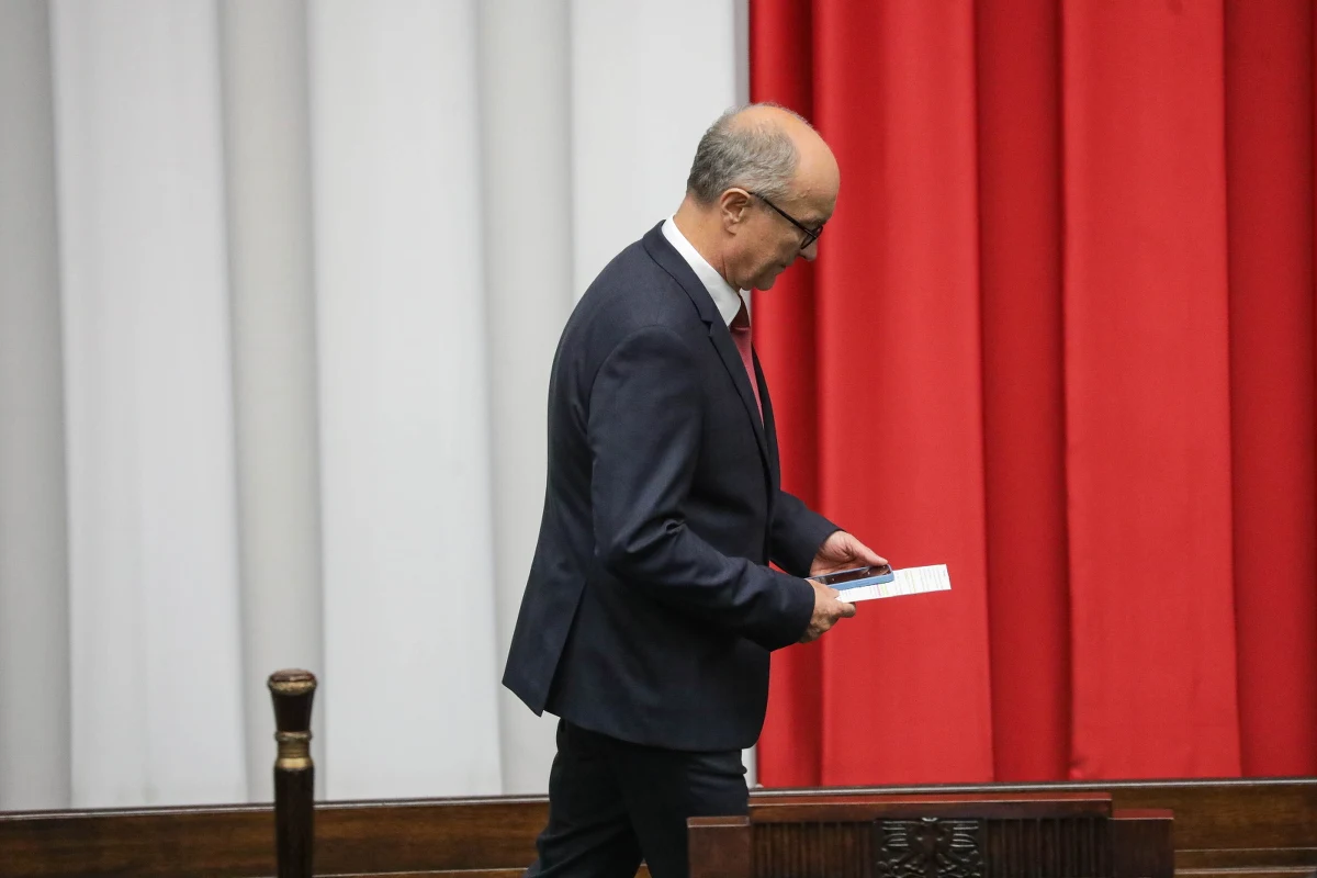 Włodzimierz Czarzasty został wybrany na nowego marszałka Sejmu. Za jego kandydaturą głosowało 236 posłów. Jak zachowały się poszczególne kluby i koła? Przejrzeliśmy dla Was szczegółowe wyniki. 