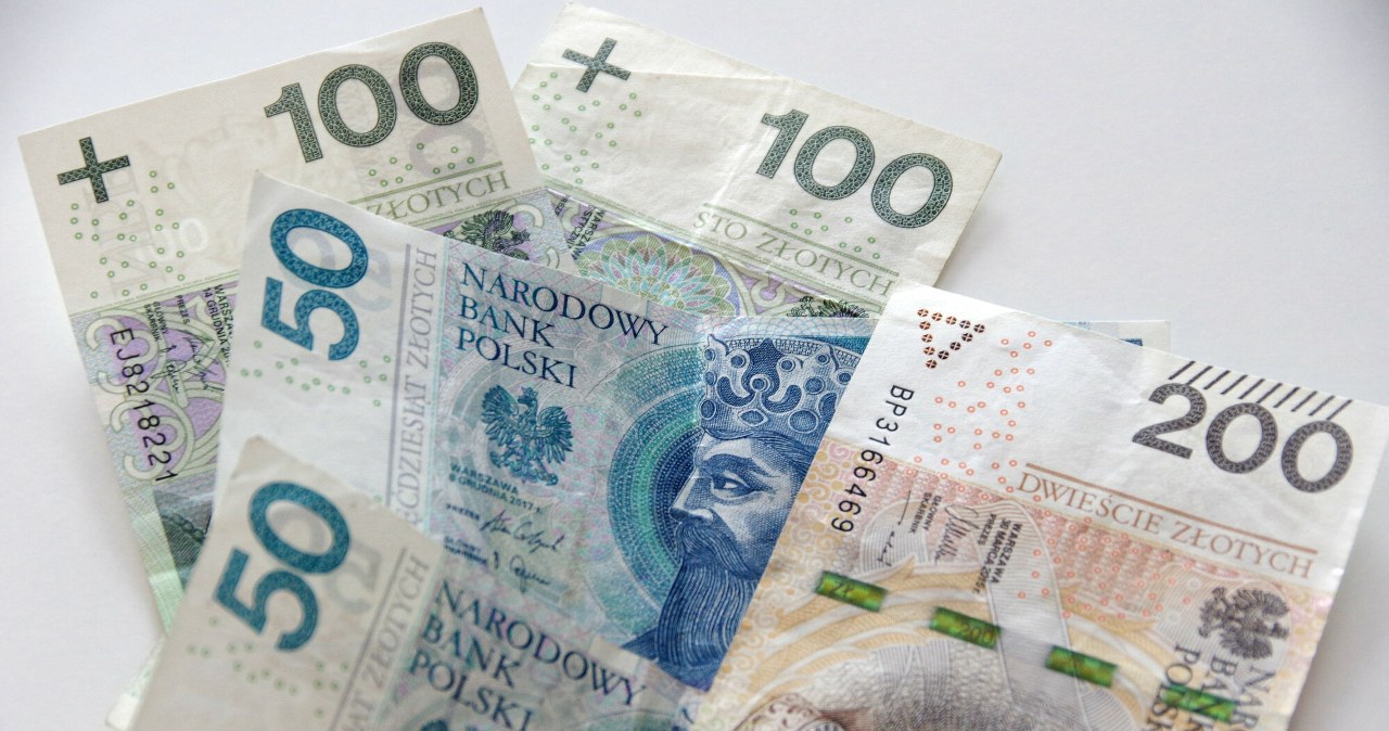 PiS chce waloryzacji oszczędności ponad miliona Polaków. W grze 150 mld zł