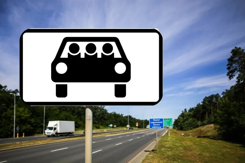 Nowy znak na drogach. Trzy kule w aucie oznaczają istotny przywilej