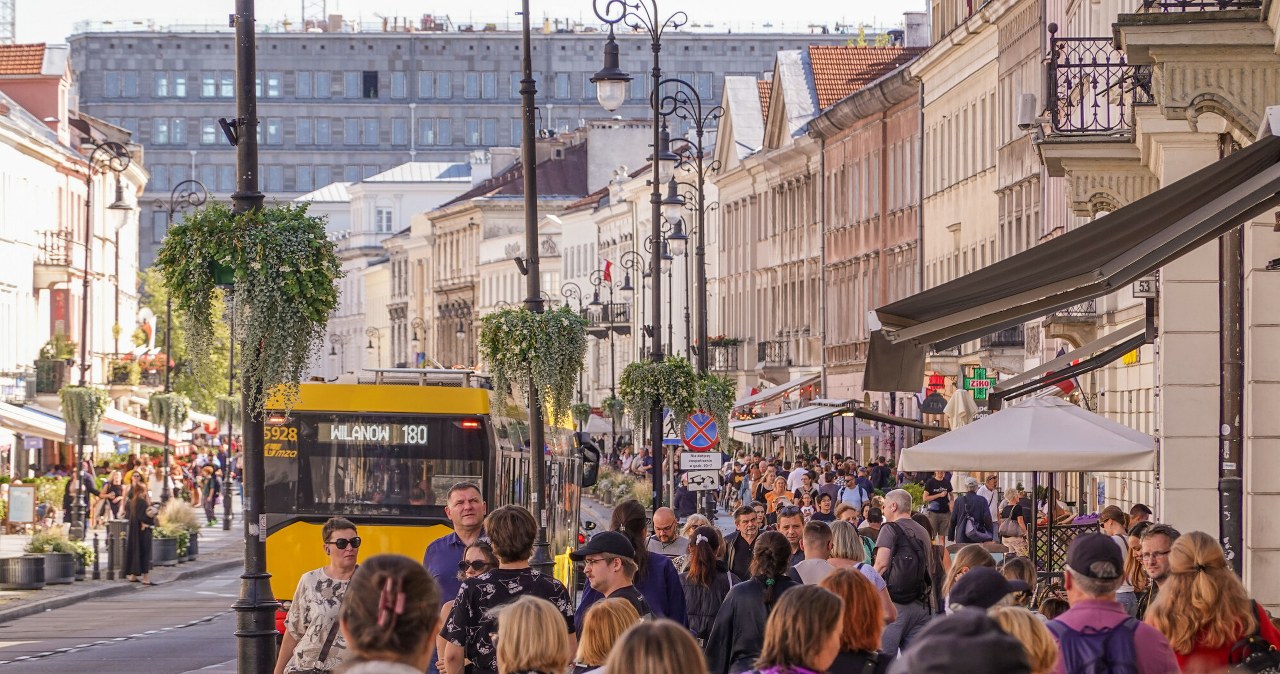 GUS podał dane o wynagrodzeniach. W tych regionach zarabiają najwięcej