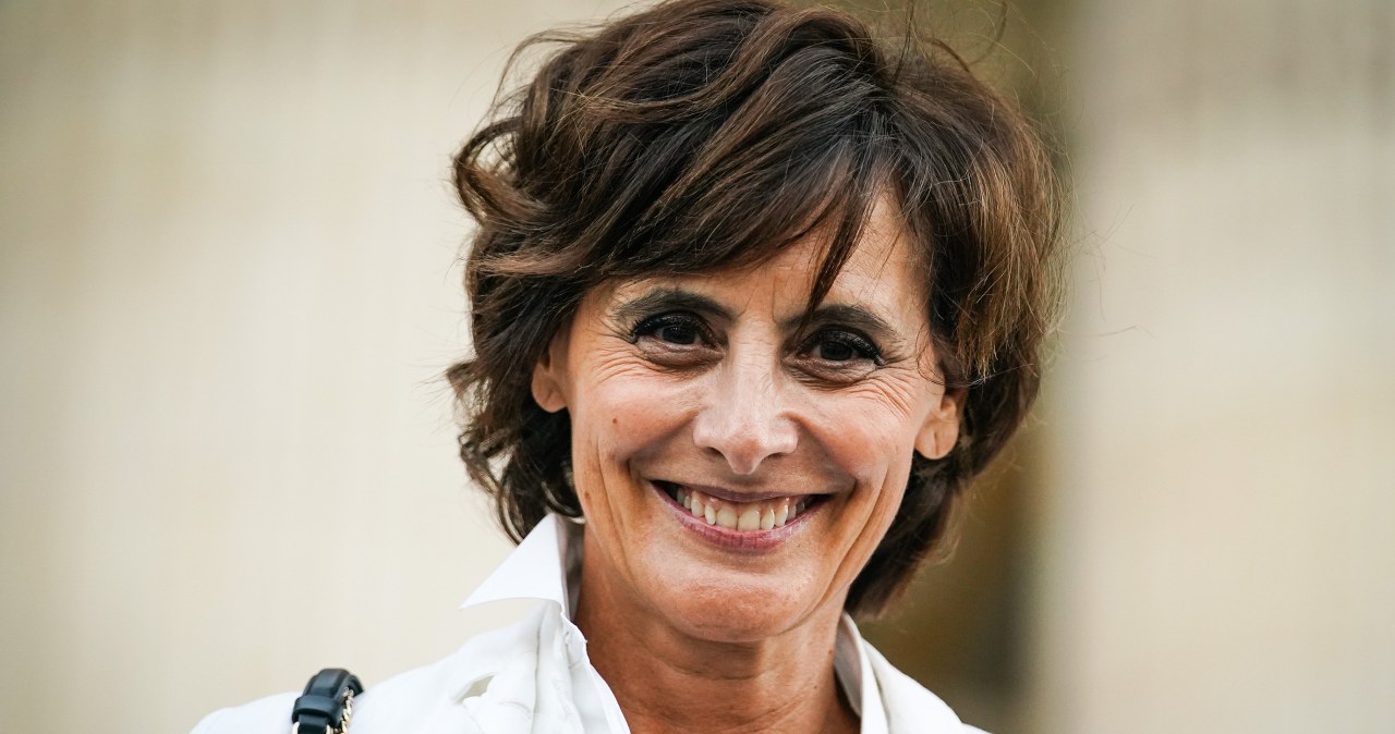 Odmładza, dodaje objętości i modeluje rysy twarzy. Poznaj fryzurę lixie!