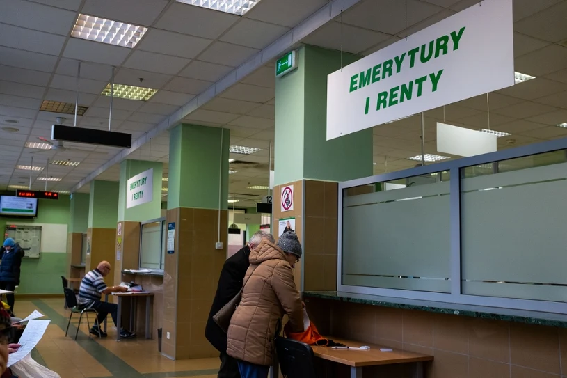 Ważne informacje dla emerytów. ZUS przesuwa terminy wypłat