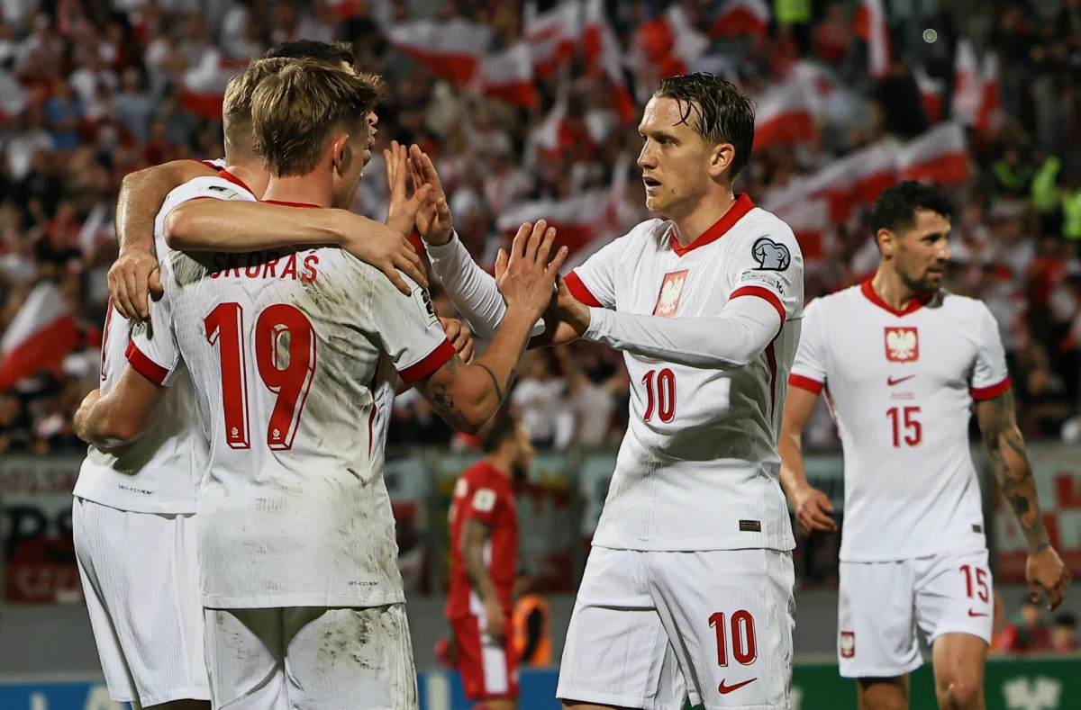 Już dziś piłkarska reprezentacja Polski pozna rywali w barażach o mundial 2026. Przeciwnikiem ekipy Jana Urbana w półfinałowym meczu będzie Irlandia, Albania, Bośnia i Hercegowina albo Kosowo. Losowanie o godzinie 13 w Zurychu.