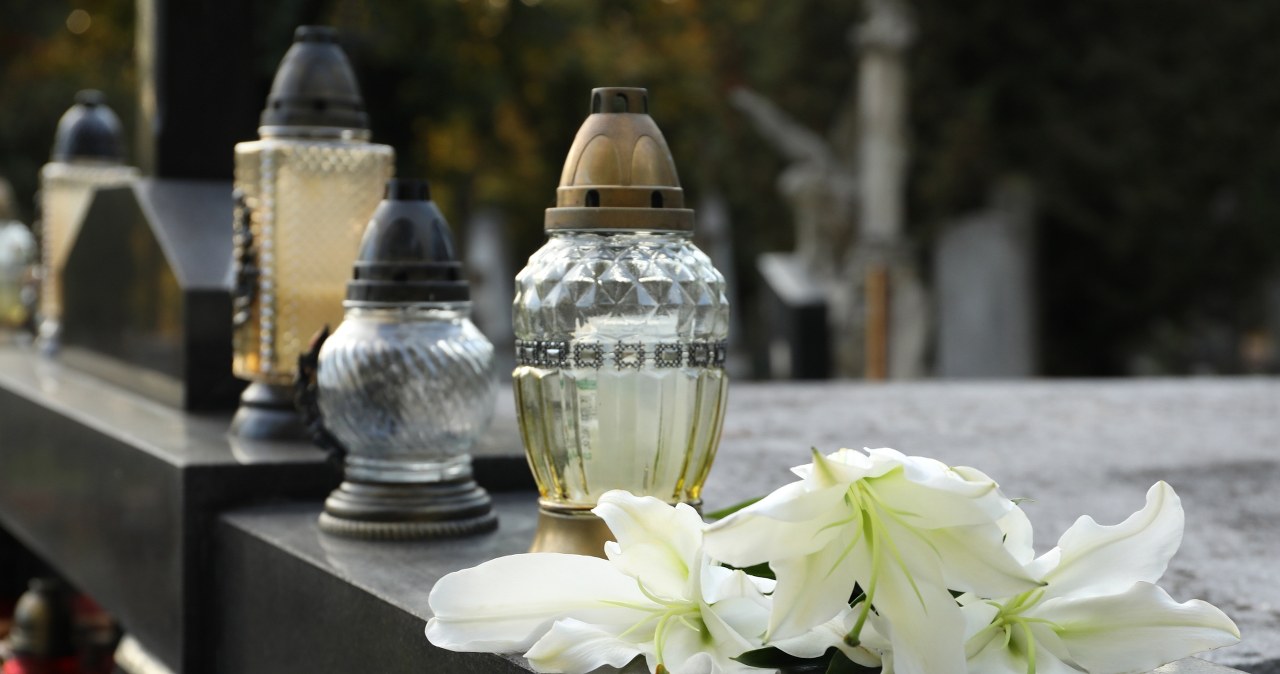 Rozsypanie prochów poza cmentarzem będzie legalne? Jest już petycja