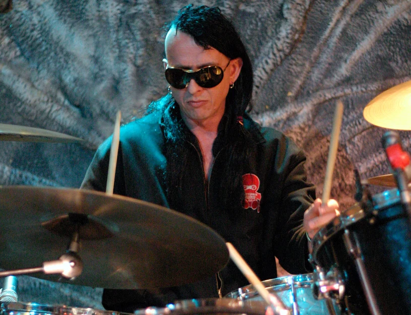 "Muzyka miasta nocą". Legendy polskiej alternatywy połączyły siły