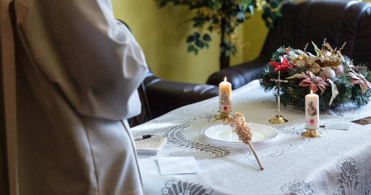 Nowe zasady kolędy 2026. Do takich mieszkań księża nie przyjdą