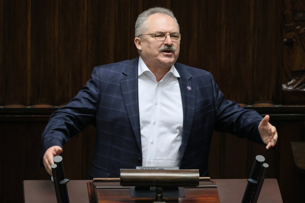 "Przy kompocie będziemy siedzieli?". Jakubiak o sejmowej prohibicji