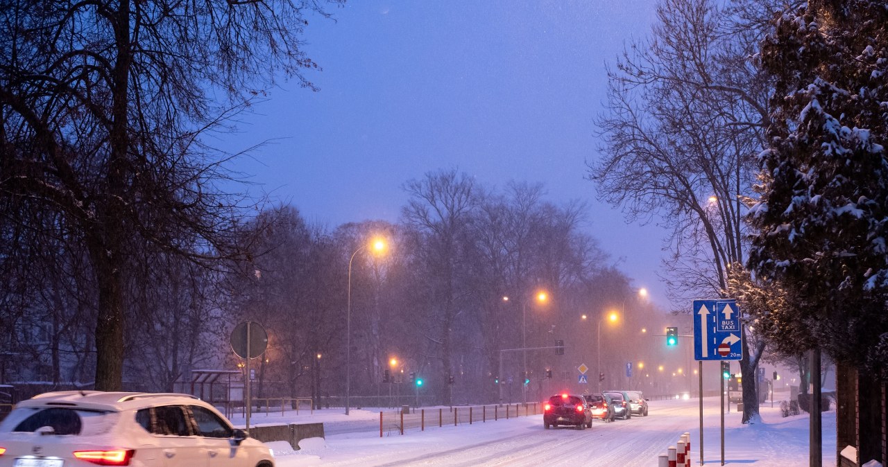 Alert RCB dla jednego regionu. Na drogach zrobi się niebezpiecznie