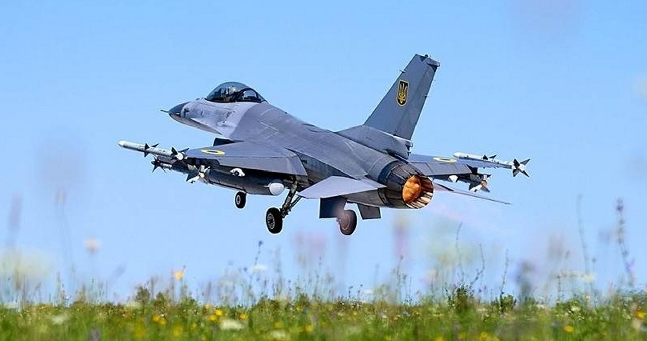 Pierwszy taki film. Pokazali, jak strącają z F-16 potężne rosyjskie pociski