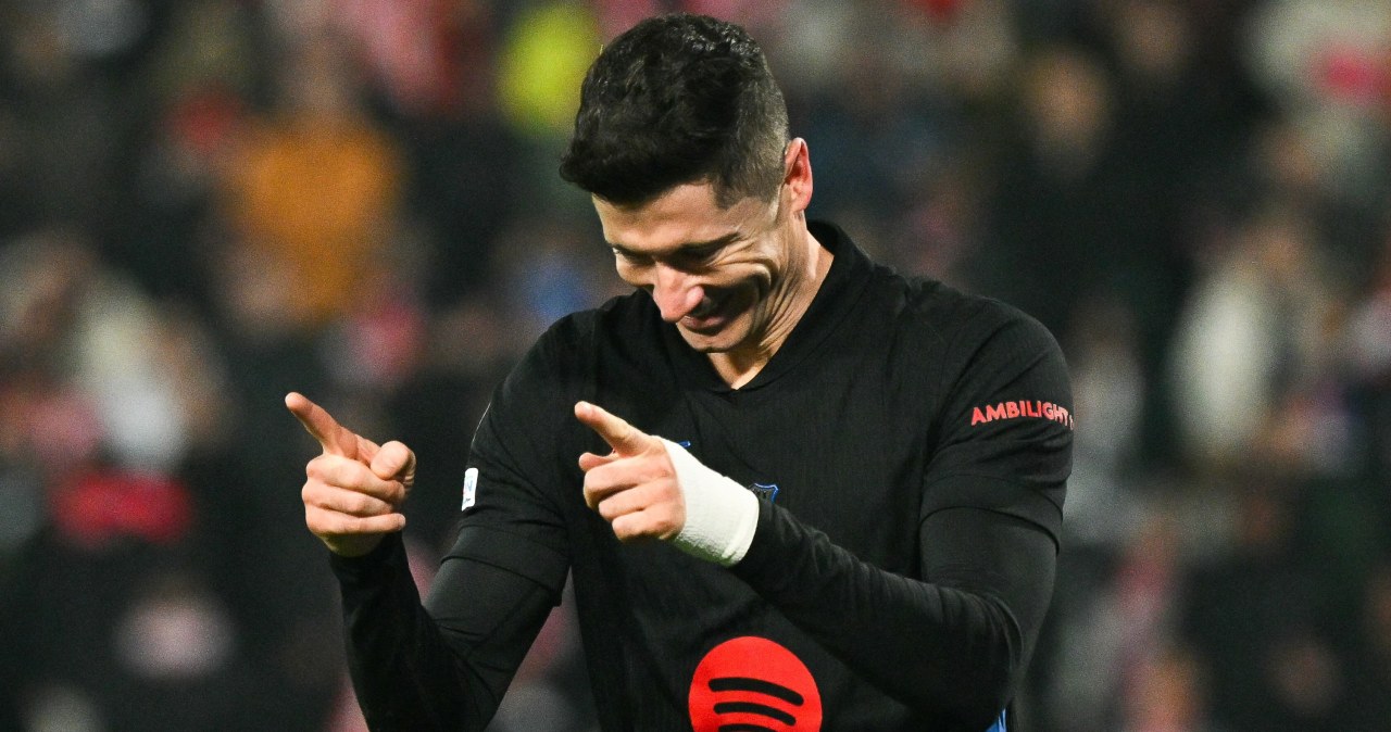 Nie chcieli go w Krakowie. Jest już w Barcelonie. Gorąco wita się z "Lewym"