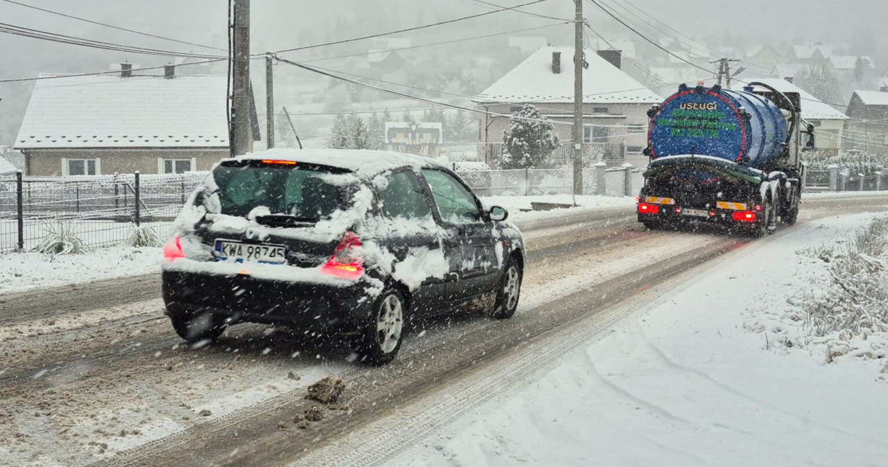 Ten moduł to elektroniczny mózg samochodu. Zimą jest szczególnie zagrożony