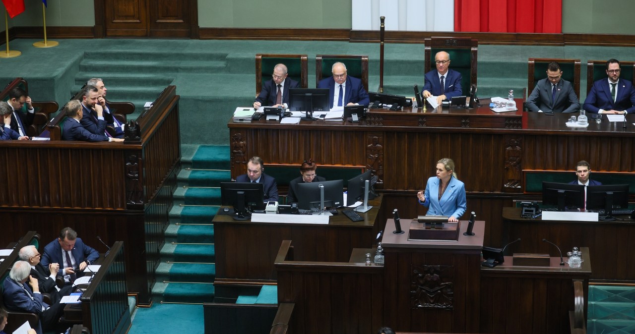 Nauczyciele się doczekali. Sejm zdecydował ws. wypłaty pieniędzy