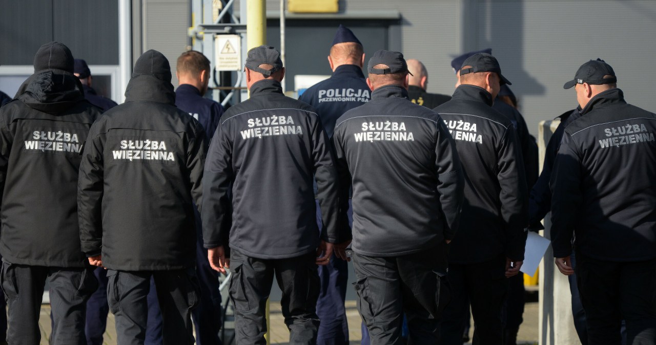 Służba Więzienna dostanie dodatek mieszkaniowy. choćby 1800 zł miesięcznie