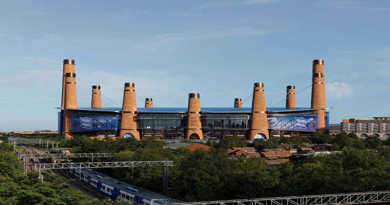 Zaprojektowali stadion który ma 12 ceglanych masywnych kominów. Że co?