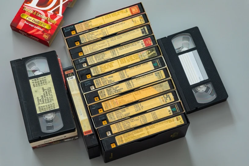 Kasety VHS wracają do łask. Kolekcjonerzy płacą setki złotych