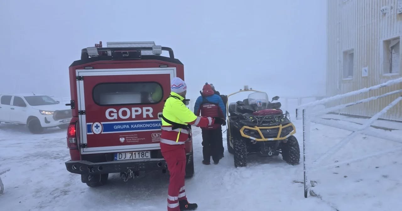 Akcja służb ratunkowych pod Śnieżką. Turystka chciała się zahartować