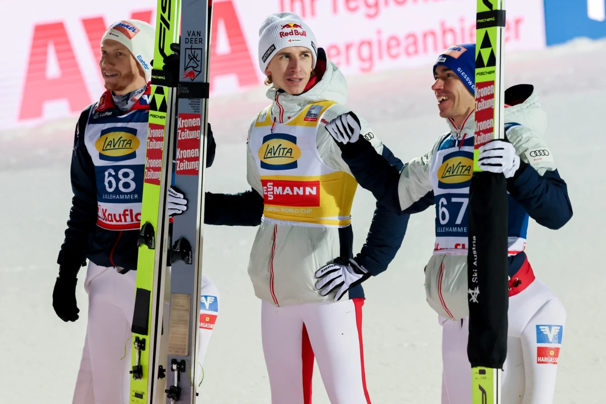 Kamil Stoch zajął 13. miejsce w sobotnim konkursie Pucharu Świata w skokach narciarskich w norweskim Lillehammer. Wygrał Daniel Tschofenig przed Janem Hoerlem i Stefanem Kraftem. Jak daleko wylądowali inni polscy skoczkowie? 