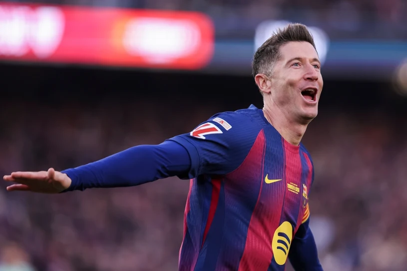 Lewandowski napisał historię. Nietypowe zachowanie Polaka. Wytłumaczył