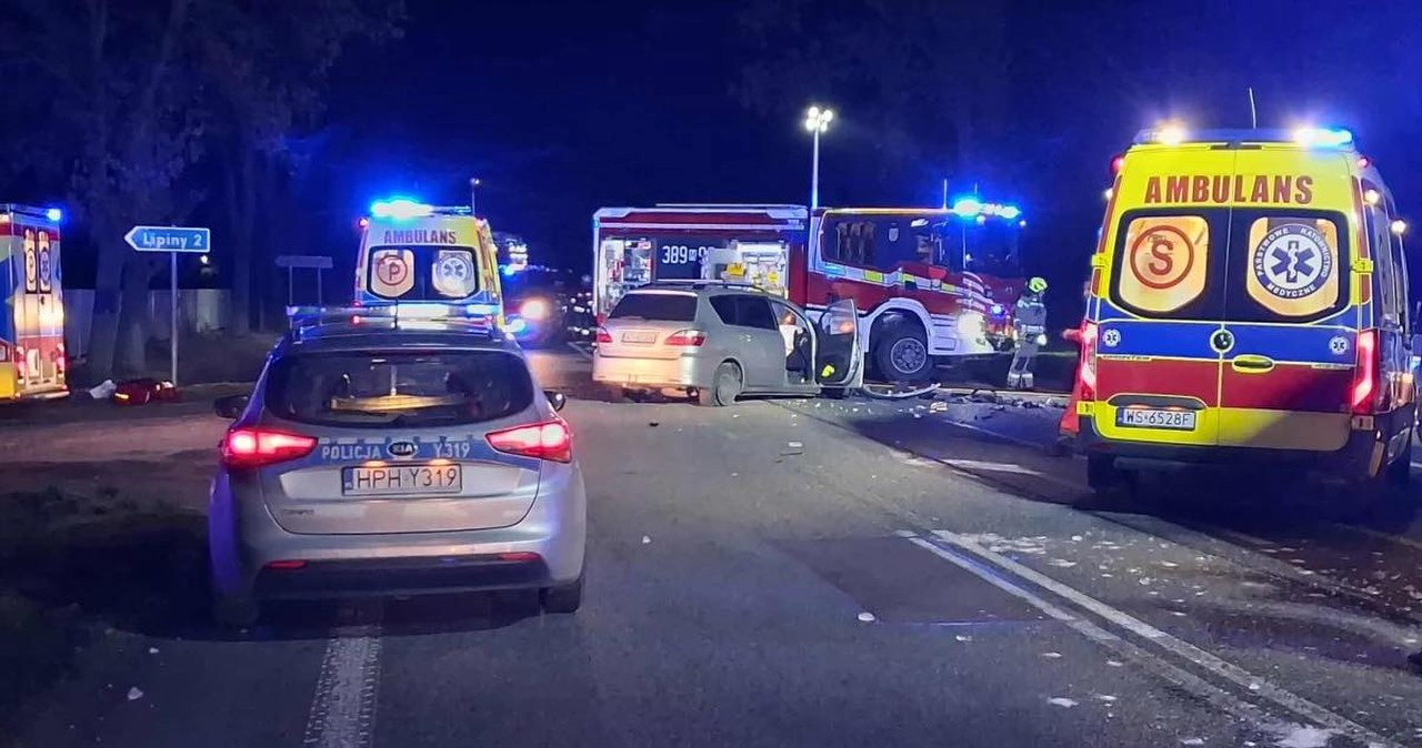 Siedlce. Wypadek na dk 2. Kierowca zakleszczony, w akcji LRP