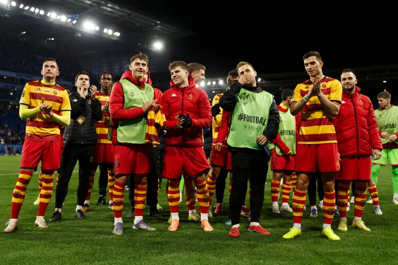 Poważne kłopoty w Białymstoku. Sędzia nie miał wyboru. Mecz odwołany