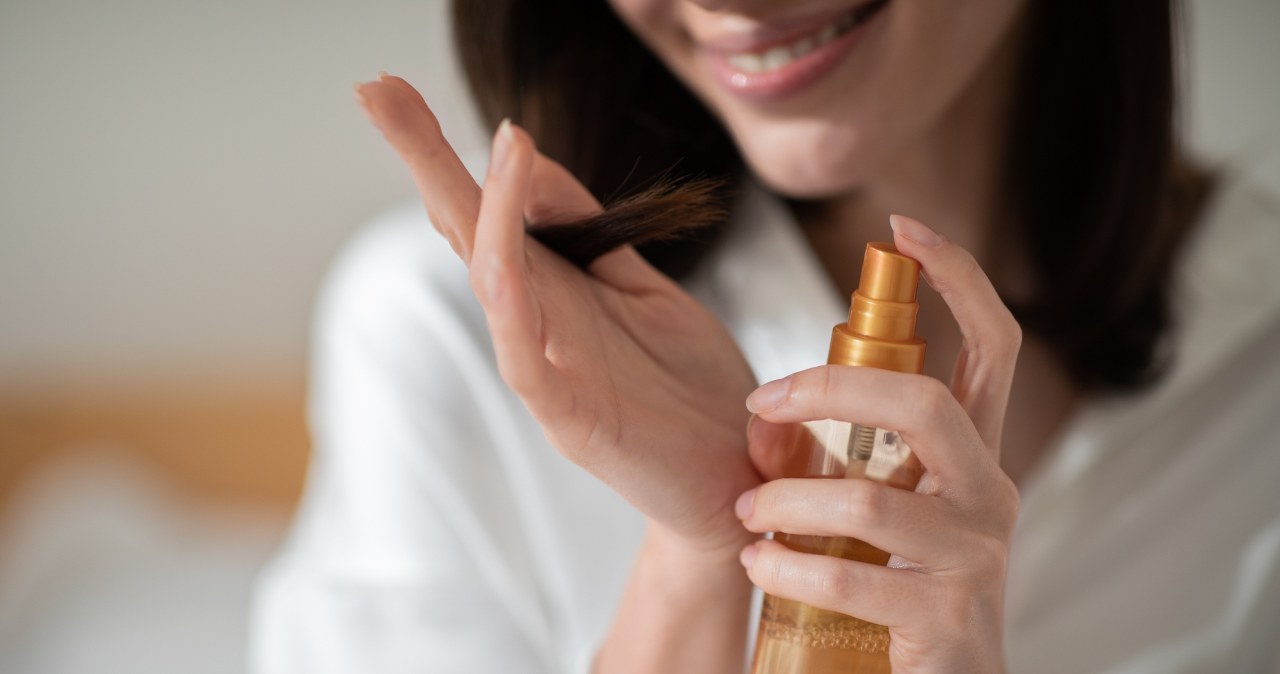 Olejek, który sprawi, iż twoje włosy będą rosły jak szalone. To hit Polek