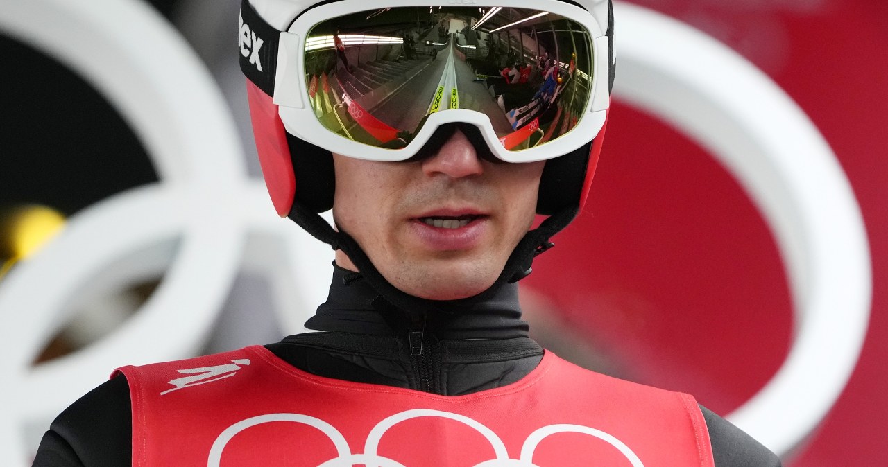 2,5 metra od zakończenia kariery. Kamil Stoch zaszokowałby tą decyzją