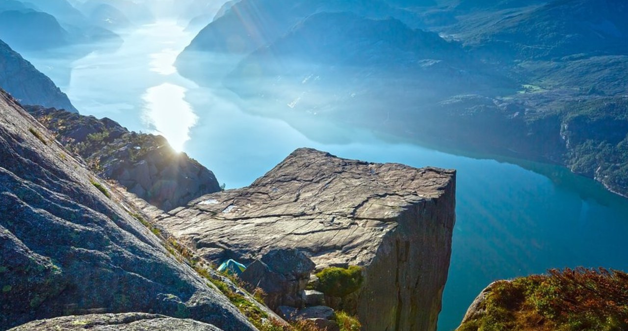 LOT właśnie zaczął tam latać z Polski. Norweski hit na city break