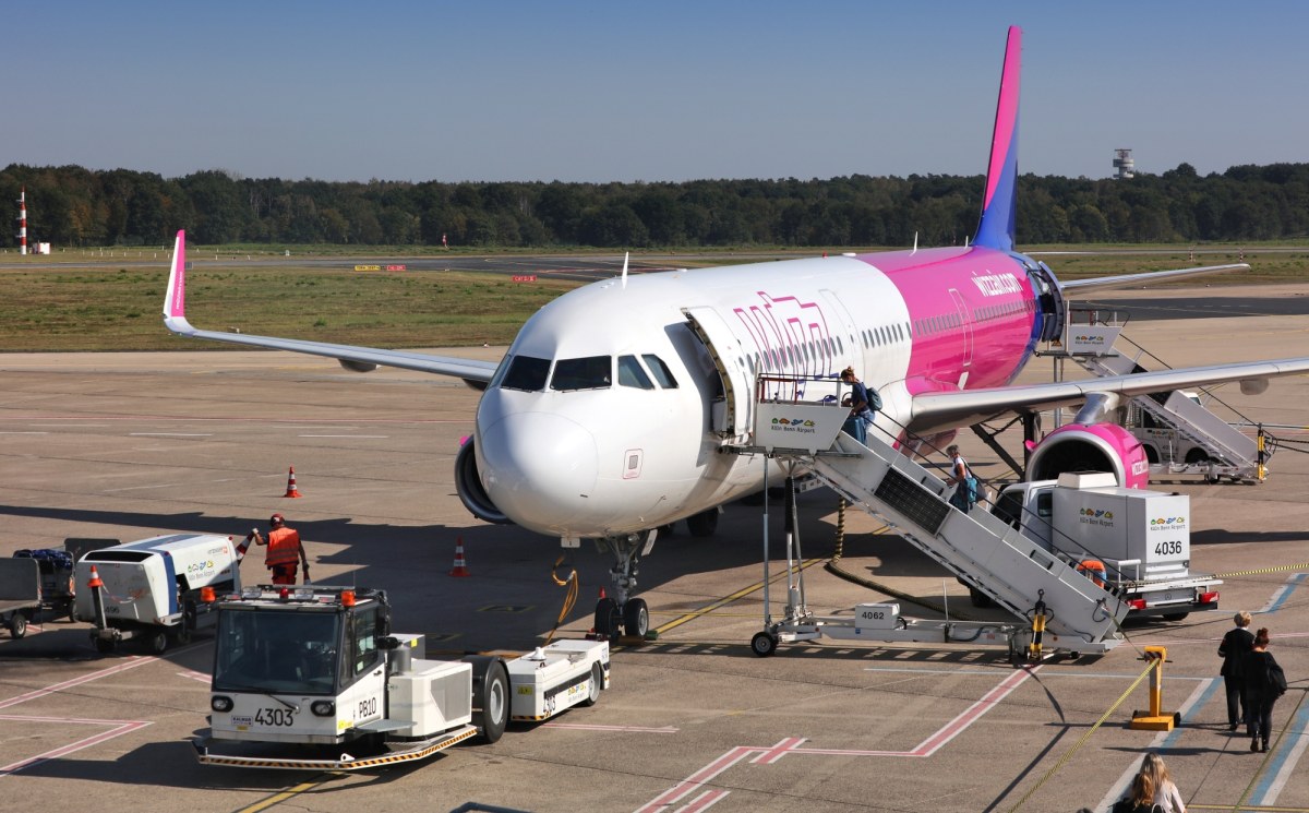 Tak dwóch Rumunów ścigało Airbusa. Kabaret na płycie lotniska