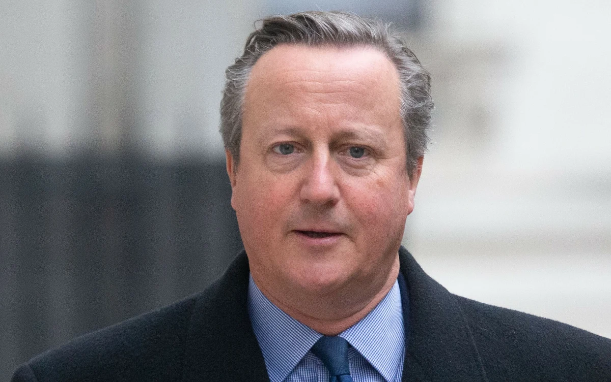 Były premier Wielkiej Brytanii David Cameron przyznał, że jakiś czas temu zdiagnozowano u niego raka prostaty. "Nie lubię rozmawiać o moich osobistych sprawach związanych ze zdrowiem, ale czuję, że powinienem" - stwierdził w rozmowie z dziennikiem "The Times". 