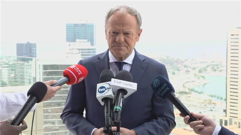 "Tego punktu nie ma". Tusk zdecydowanie o pomyśle stacjonowania myśliwców