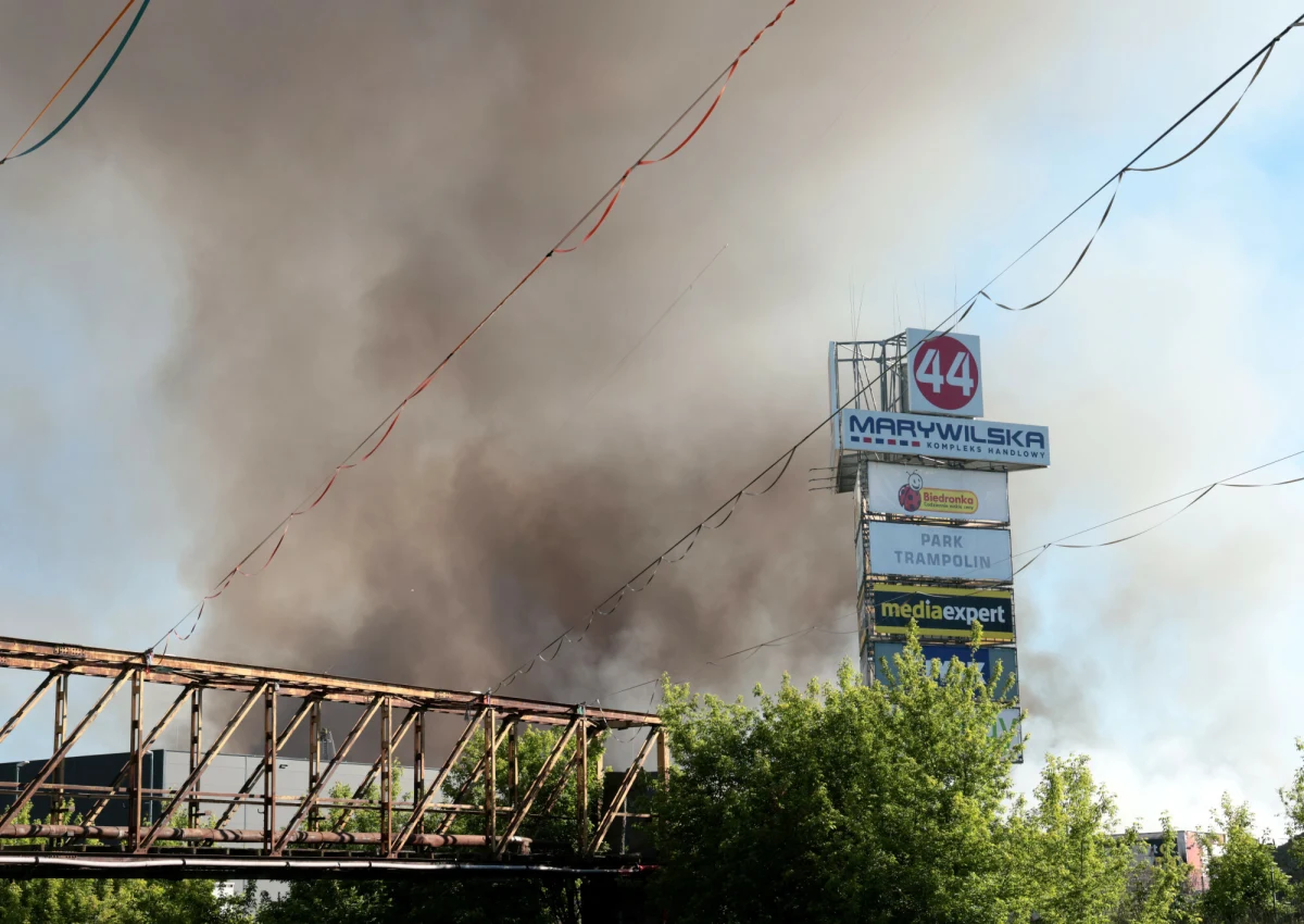 Daniił B. podejrzany w Polsce w sprawie podpalenia centrum handlowego Marywilska 44 w Warszawie, skazany na Litwie. Ukrainiec usłyszał wyrok 3 lat i czterech miesięcy więzienia za podpalenie sklepu IKEA w Wilnie.