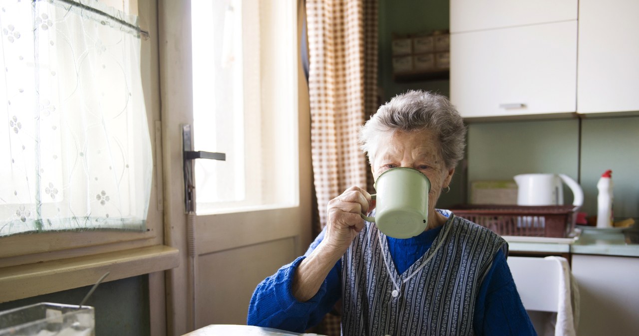 Wzmacnia serce i wydłuża życie. Seniorzy powinni pić codziennie