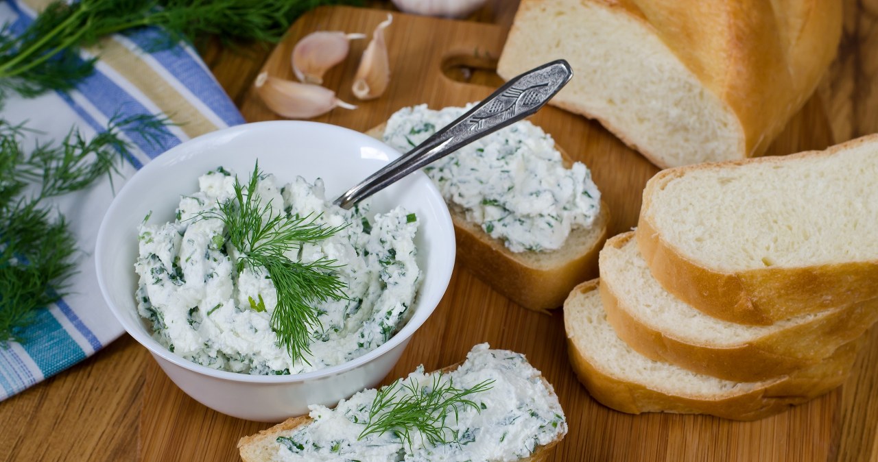 Robi się w pięć minut, a znika w dwie. Idealna pasta do kanapek na śniadanie