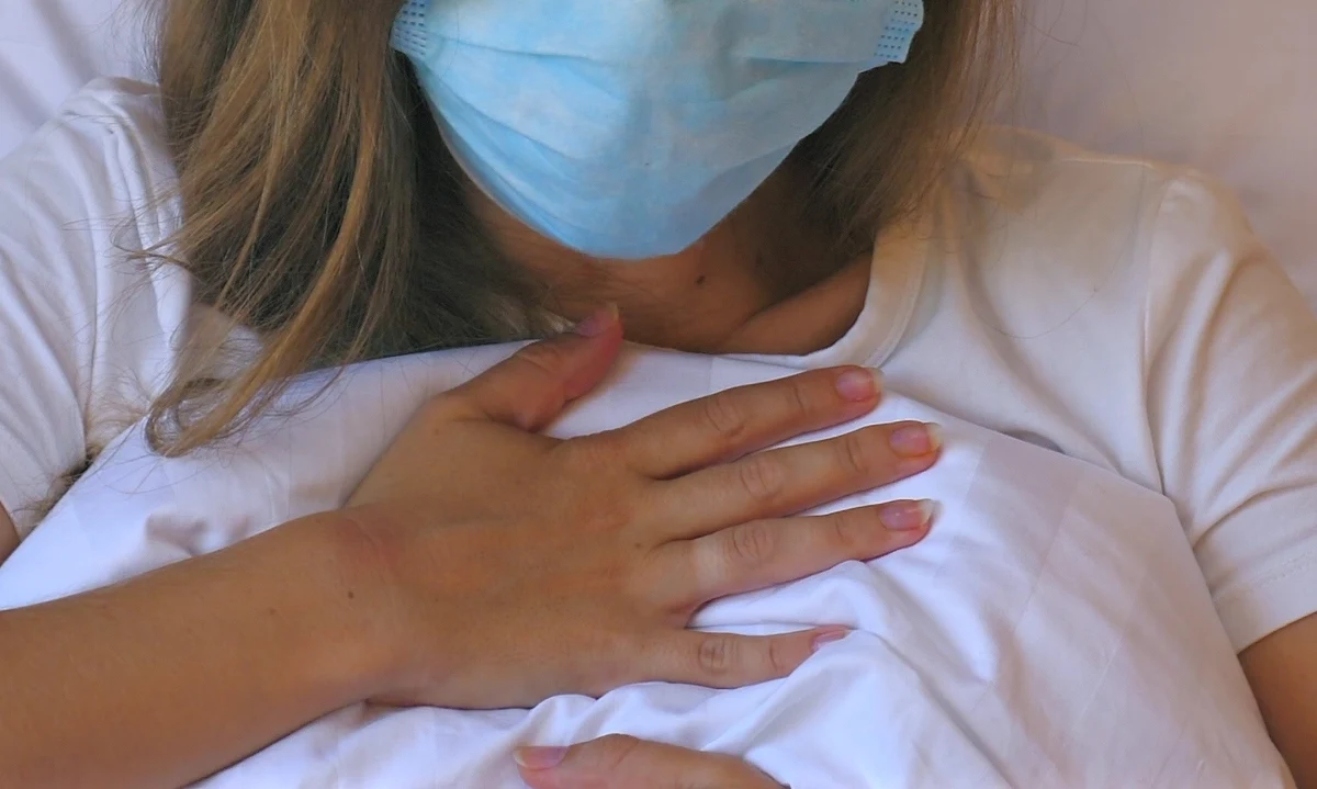 Gruźlicę potwierdzono u nauczycielki jednej ze szkół podstawowych w Mrągowie w województwie warmińsko-mazurskim. O sposobie diagnozowania osób, które zetknęły się z chorą nauczycielką, zadecydują lekarze. Rodzice uczniów, którzy byli narażeni na kontakt z prątkami gruźlicy, otrzymają o tym informację od sanepidu. 